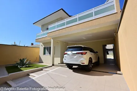 Sobrado com 4 Quartos à venda, 268m² no Cidade Nova Peruíbe, Peruíbe