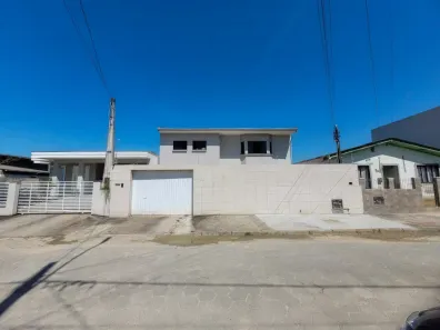Sobrado com 4 Quartos à venda, 360m² no Ponte do Imaruim, Palhoça