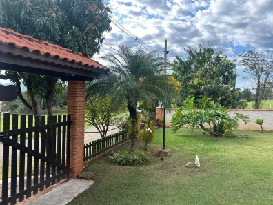 Casa de Condomínio com 3 Quartos à venda, 230m² no Ninho Verde 2, Pardinho