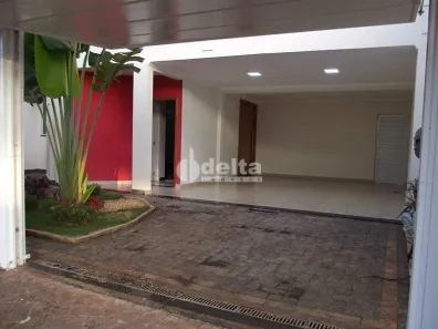 Casa com 4 Quartos à venda, 289m² no Tibery, Uberlândia
