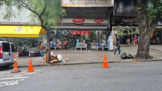 Ponto Comercial para alugar, 220m² no Barreiro, Belo Horizonte