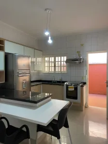 Casa de Condomínio com 2 Quartos para alugar, 80m² no Bairro do Cambará, São Roque