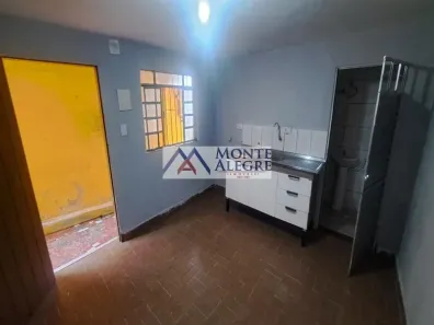 Casa com 1 Quarto para alugar, 30m² no Cidade Júlia, São Paulo