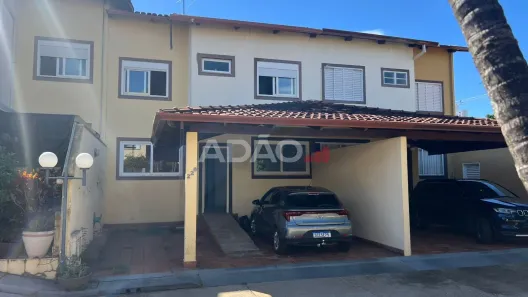 Casa de Condomínio com 4 Quartos à venda, 200m² no Jardim América, Goiânia