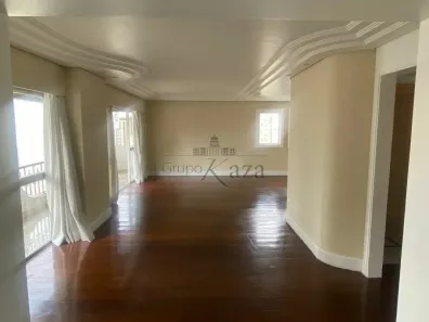 Apartamento com 4 Quartos à venda, 200m² no Moema, São Paulo