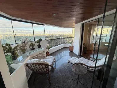 Apartamento com 4 Quartos para venda ou aluguel, 300m² no Santo Amaro, São Paulo