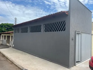 Casa com 3 Quartos à venda, 220m² no Parque Atheneu, Goiânia