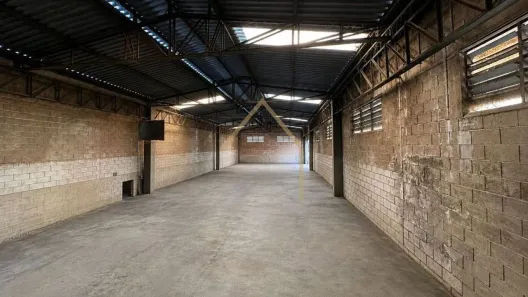 Galpão/Depósito/Armazém à venda, 710m² no Morada do Sol, Americana