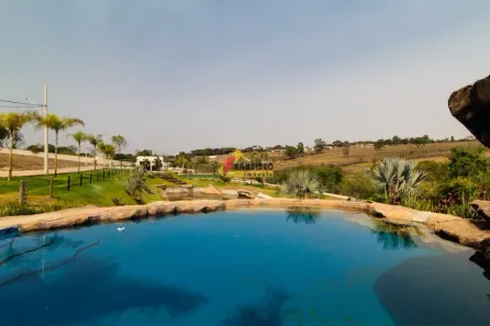 Lote/Terreno à venda, 828m² no Centro, São Sebastião do Oeste