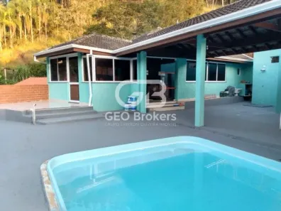 Fazenda/Sítio com 4 Quartos à venda, 150m² no Jardim Selma, Santa Branca