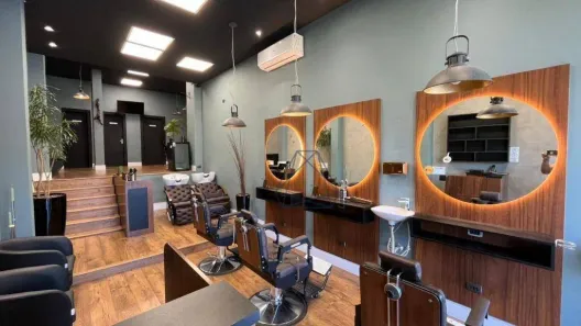 Ponto Comercial à venda, 70m² no Portão, Curitiba