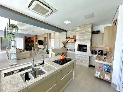 Casa de Condomínio com 3 Quartos à venda, 309m² no Jardim Imperial, Cuiabá