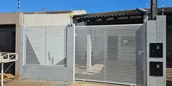 Casa com 2 Quartos à venda, 70m² no Jardim Neman Sahyun, Londrina