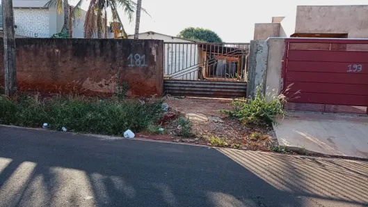 Lote/Terreno com 1 Quarto à venda, 80m² no Parque Residencial Rita Vieira, Campo Grande