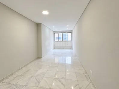 Apartamento com 3 Quartos para alugar, 90m² no Água Verde, Curitiba
