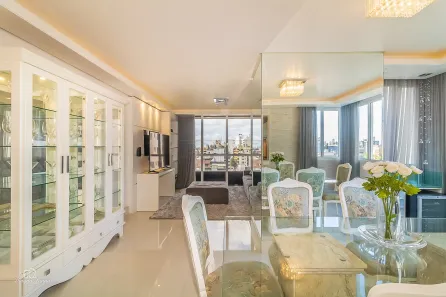 Apartamento com 2 Quartos à venda, 97m² no Mont Serrat, Porto Alegre