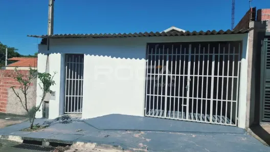 Casa com 2 Quartos à venda, 45m² no Jardim Araucária, São Carlos