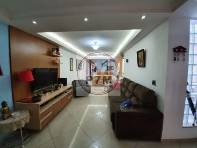 Casa com 3 Quartos à venda, 239m² no Vila Anglo Brasileira, São Paulo