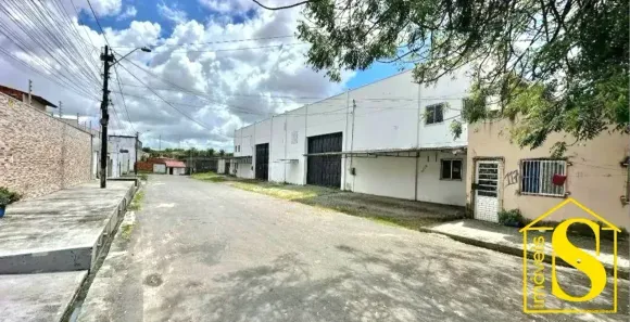Galpão/Depósito/Armazém para alugar, 600m² no Paupina, Fortaleza