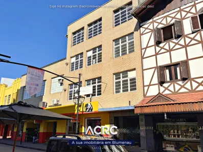 Sala Comercial para alugar, 874m² no Centro, Blumenau