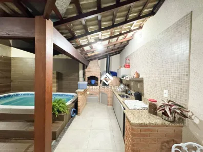 Casa de Condomínio com 3 Quartos à venda, 120m² no Loteamento Villa Branca, Jacareí