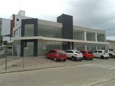 Imóvel Comercial para alugar, 46m² no Cristo Rei, Içara