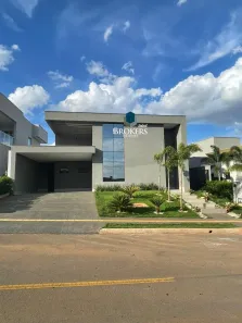 Casa com 4 Quartos para alugar, 235m² no Loteamento Portal do Sol I, Goiânia