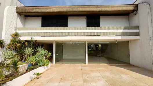 Imóvel Comercial com 7 Quartos para alugar, 441m² no Vitória, Londrina