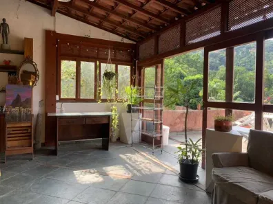 Casa com 9 Quartos à venda, 380m² no Gávea, Rio de Janeiro