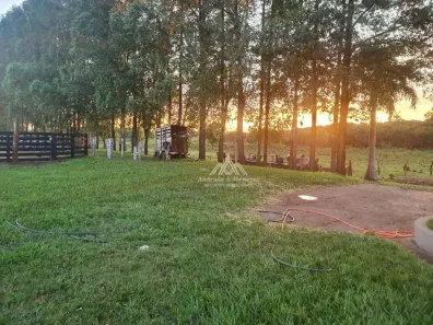 Fazenda/Sítio com 4 Quartos à venda, 471m² no , Miguelópolis