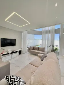 Casa com 3 Quartos à venda, 212m² no Morada de Laranjeiras, Serra
