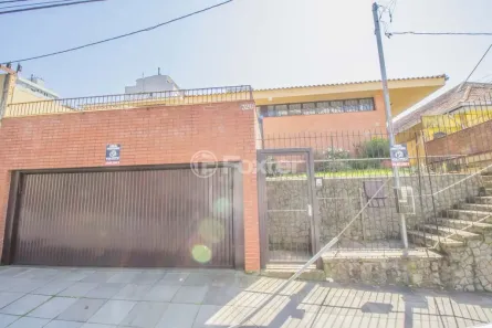 Casa com 3 Quartos à venda, 234m² no Petrópolis, Porto Alegre
