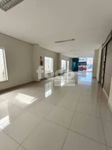 Ponto Comercial para alugar, 160m² no Brasil, Uberlândia