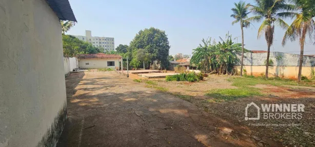 Lote/Terreno à venda, 2500m² no Jardim Alvorada, Maringá