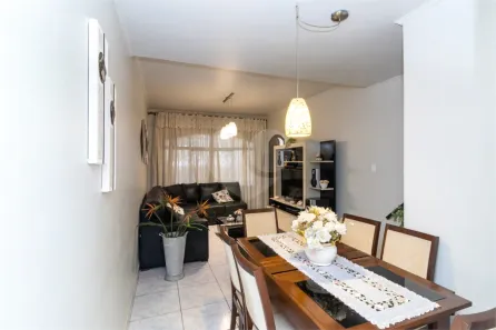 Sobrado com 3 Quartos para venda ou aluguel, 167m² no Vila Zat, São Paulo