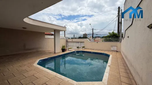 Casa com 3 Quartos à venda, 212m² no Centro, Salto