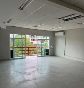 Sala Comercial para alugar, 89m² no Alphaville Conde I, Barueri