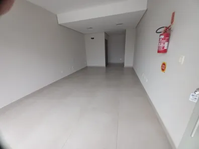 Sala Comercial à venda, 34m² no Praia João Rosa, Biguaçu