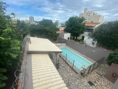 Casa com 6 Quartos à venda, 656m² no Mercês, Uberaba
