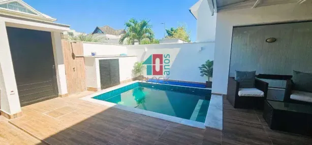 Casa de Condomínio com 5 Quartos à venda, 213m² no Recreio dos Bandeirantes, Rio de Janeiro
