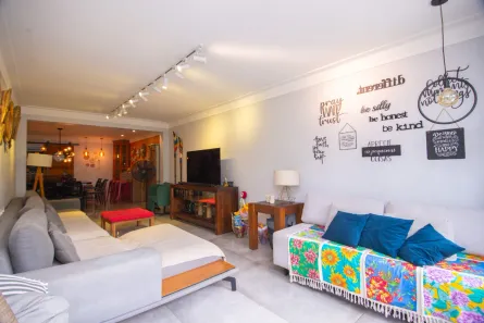 Casa com 4 Quartos à venda, 250m² no Jardim da Glória, São Paulo