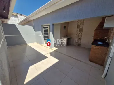 Casa com 3 Quartos para alugar, 150m² no Parque Novo Mundo, Americana