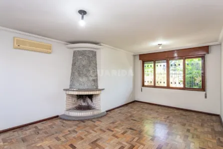 Casa com 4 Quartos para alugar, 220m² no Vila Ipiranga, Porto Alegre