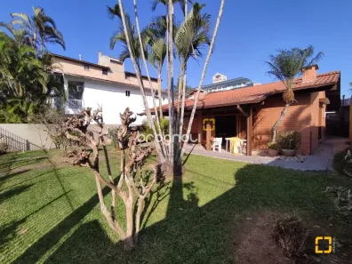 Casa com 5 Quartos à venda, 189m² no Ingleses do Rio Vermelho, Florianópolis