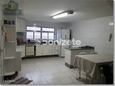 Sobrado com 3 Quartos à venda, 169m² no Vila Valparaíso, Santo André