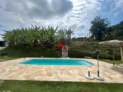 Fazenda/Sítio com 5 Quartos à venda, 300m² no Condomínio Lagoinha, Jacareí