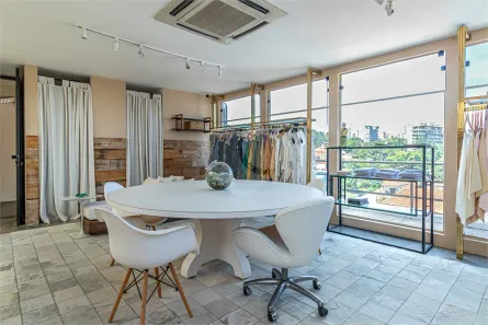 Prédio Comercial para alugar, 634m² no Pinheiros, São Paulo