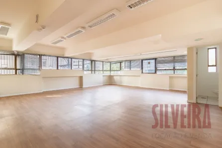Sala Comercial para alugar, 605m² no Rio Branco, Porto Alegre