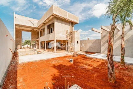 Sobrado com 3 Quartos à venda, 265m² no Jardim Pancera, Toledo