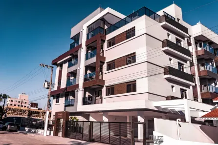 Apartamento com 3 Quartos para alugar, 86m² no Praia De Palmas, Governador Celso Ramos